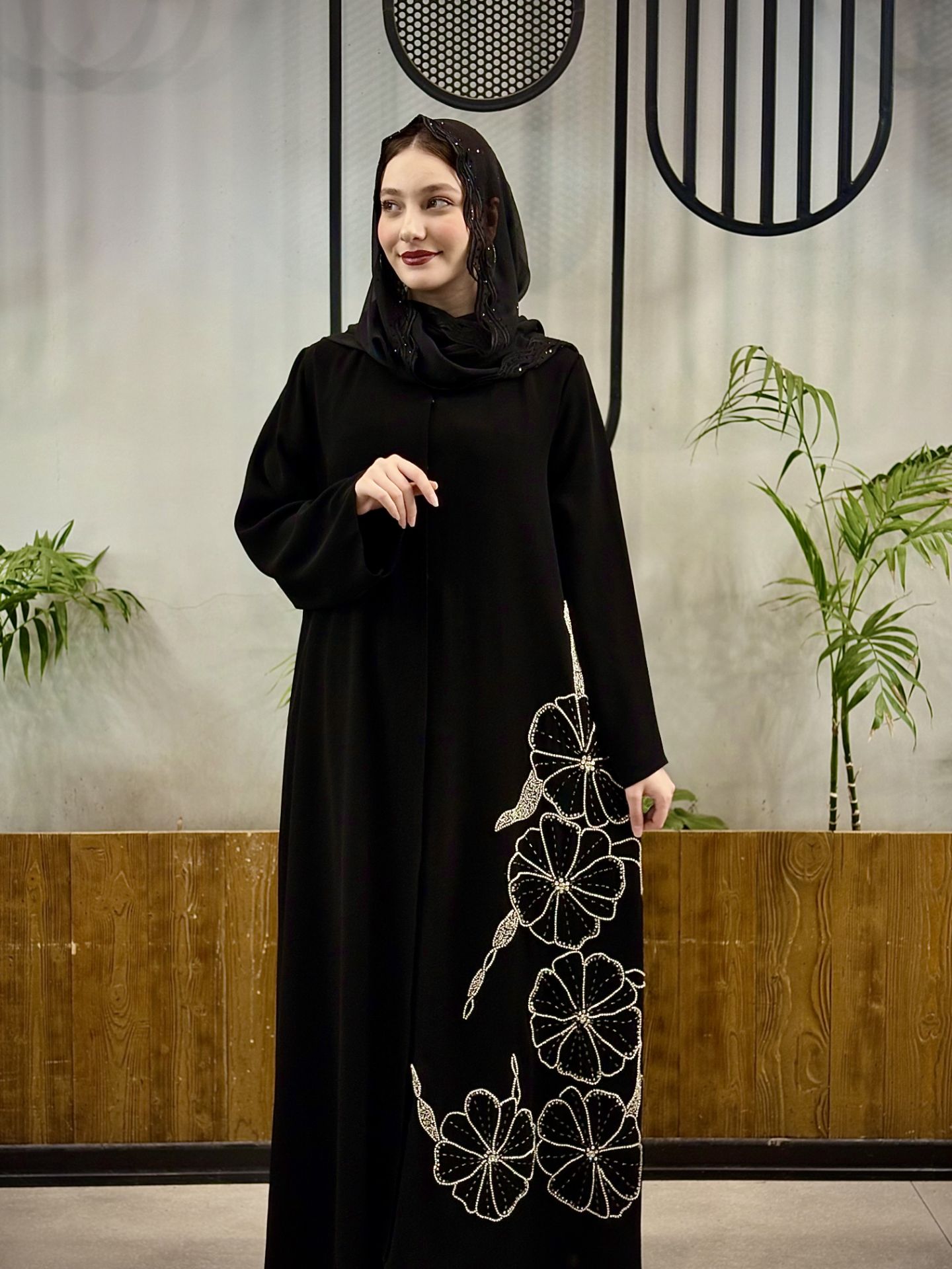 عبا مزونی جواهر دوزی